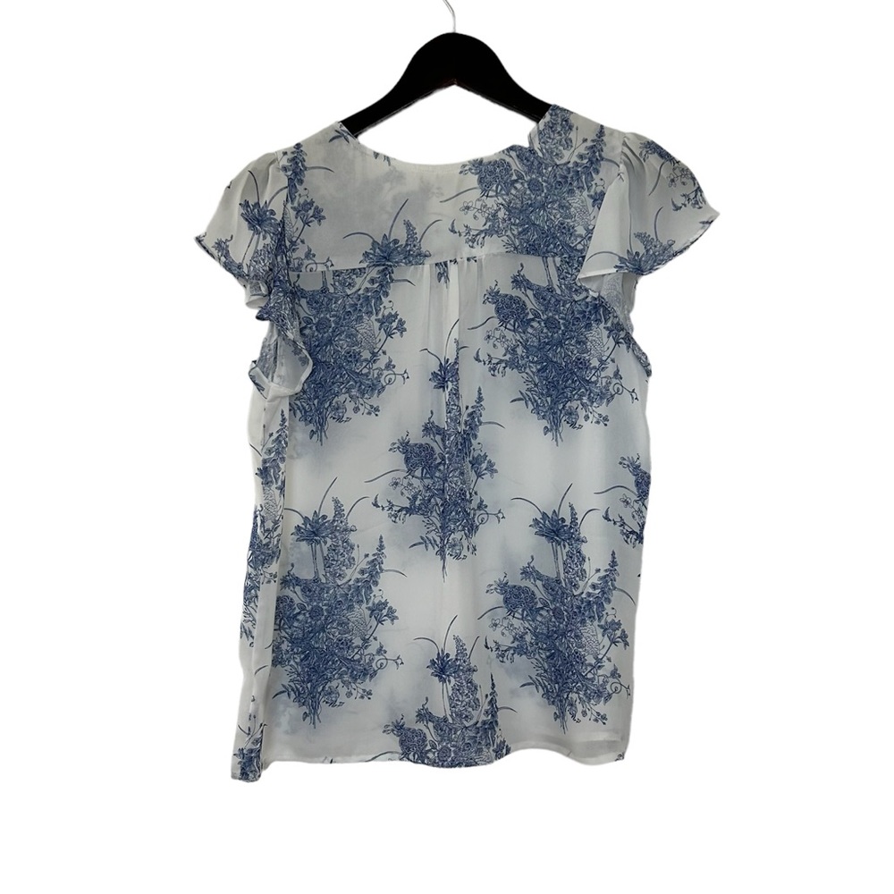 NWOT - Joie Blue & White Floral Printed Flutter Sleeve Top - Picture 3 of 7